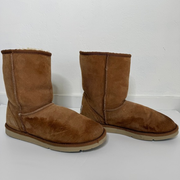 Jumbo UGG Boots Australia Classic Chestnut Suede Sheepskin Lined Size 12 Cozy - Picture 2 of 14